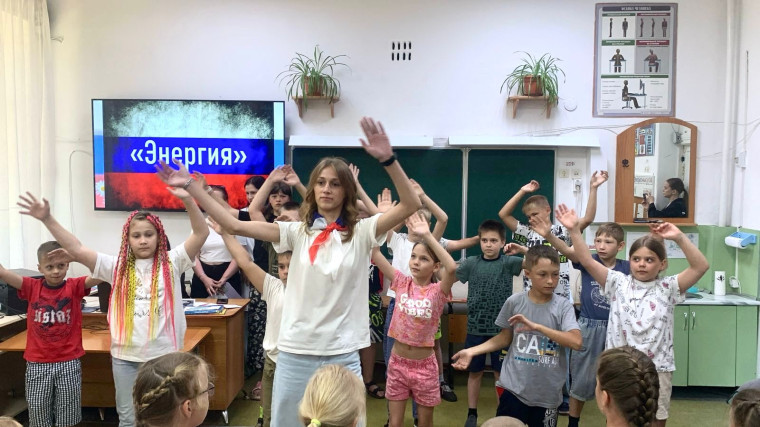 Вести из пришкольного лагеря "Непоседы".